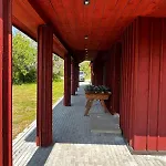 Suur Ja Hubane Maja, Saaremaal Saarekula