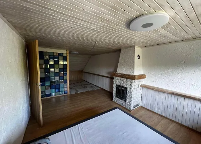 Suur Ja Hubane Maja, Saaremaal Dom wakacyjny